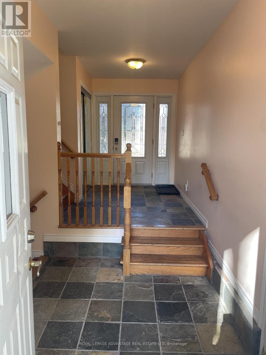 6 Jessie Drive, Perth, Ontario K7H 3J1 - Photo 4 - X12482986