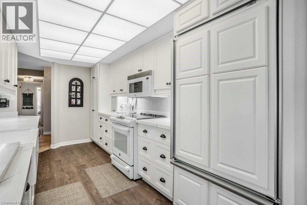 190 Hespeler Road Unit# 1401, Cambridge, Ontario  N1R 8B8 - Photo 6 - 40782316