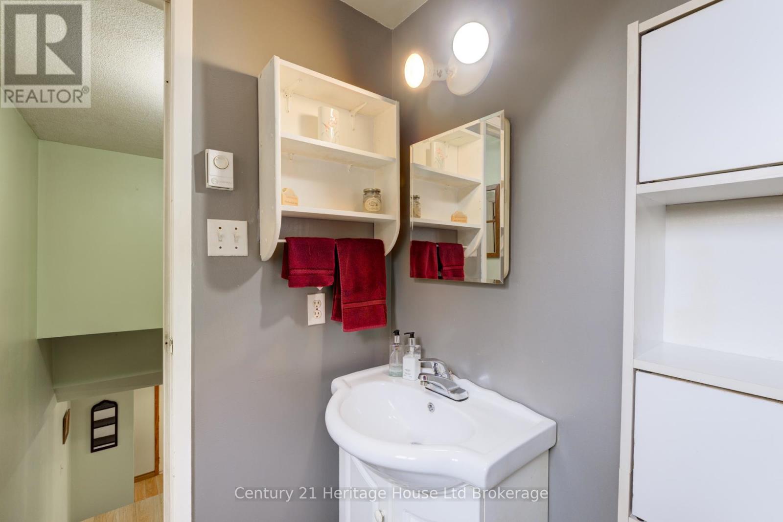 840 Water Street, Woodstock, Ontario  N4S 1S8 - Photo 27 - X12482987