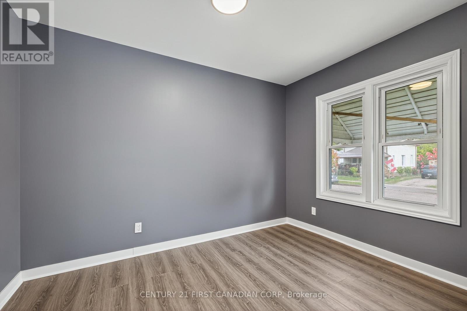 117 Sterling Street, London East (East C), Ontario  N5Y 1Y9 - Photo 16 - X12482979