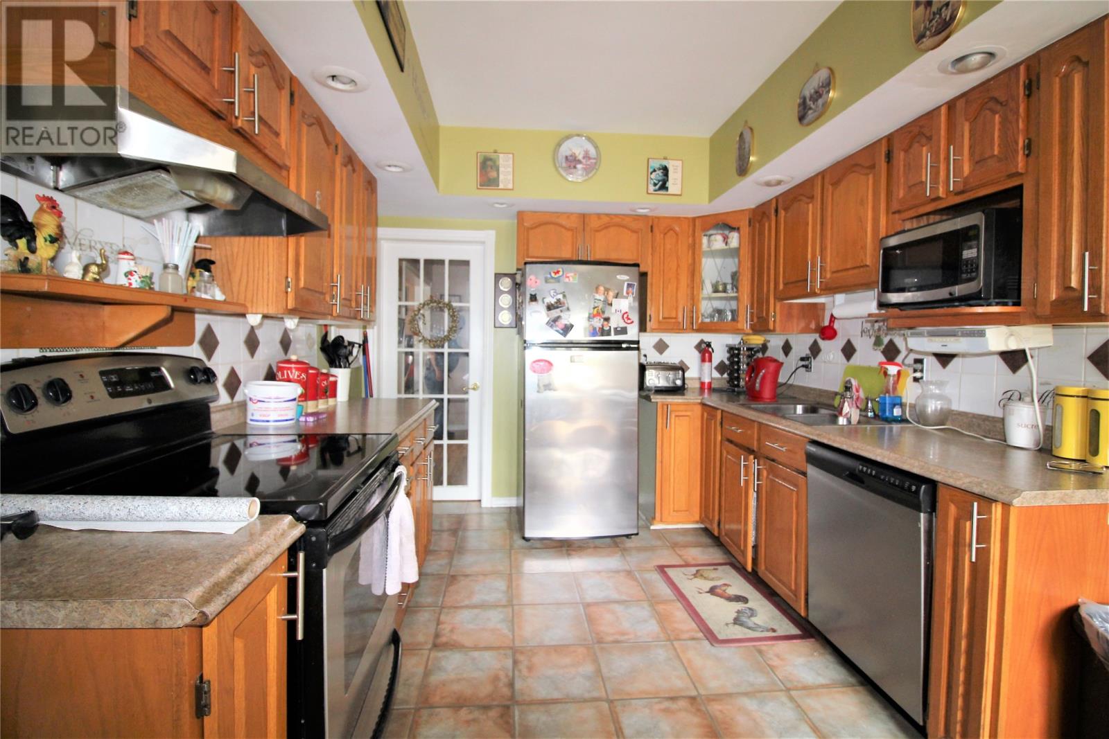 Photo 10