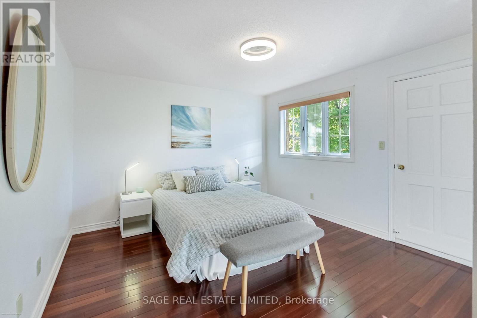 4143 Tapestry Trail, Mississauga, Ontario  L4W 4E4 - Photo 27 - W12462373