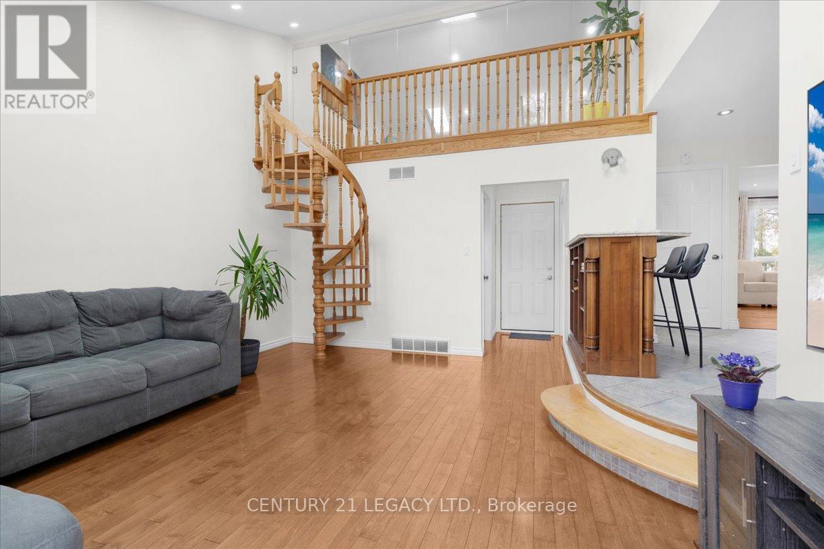 3 Nelson Avenue, Kitchener, Ontario  N2K 1C7 - Photo 12 - X12466211