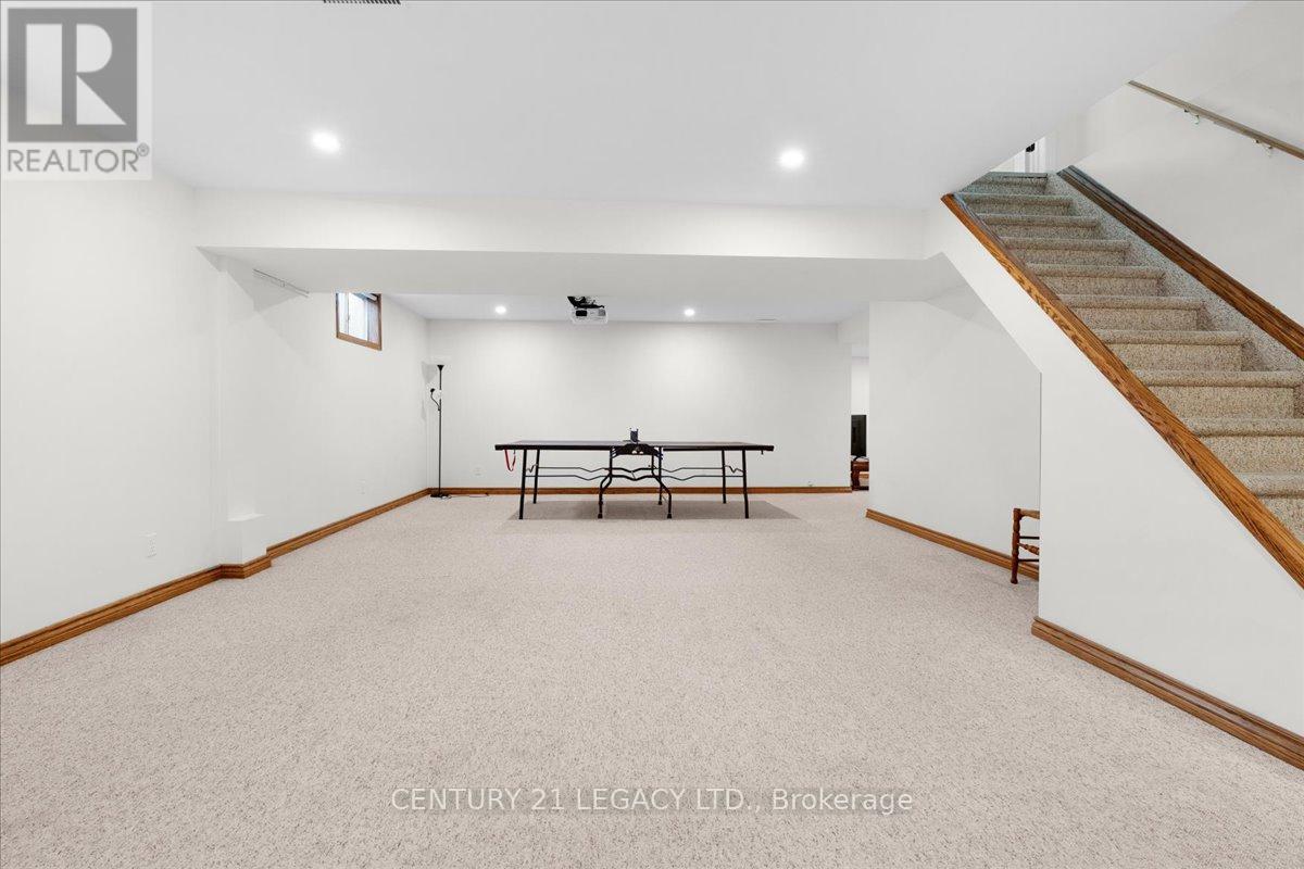3 Nelson Avenue, Kitchener, Ontario  N2K 1C7 - Photo 25 - X12466211