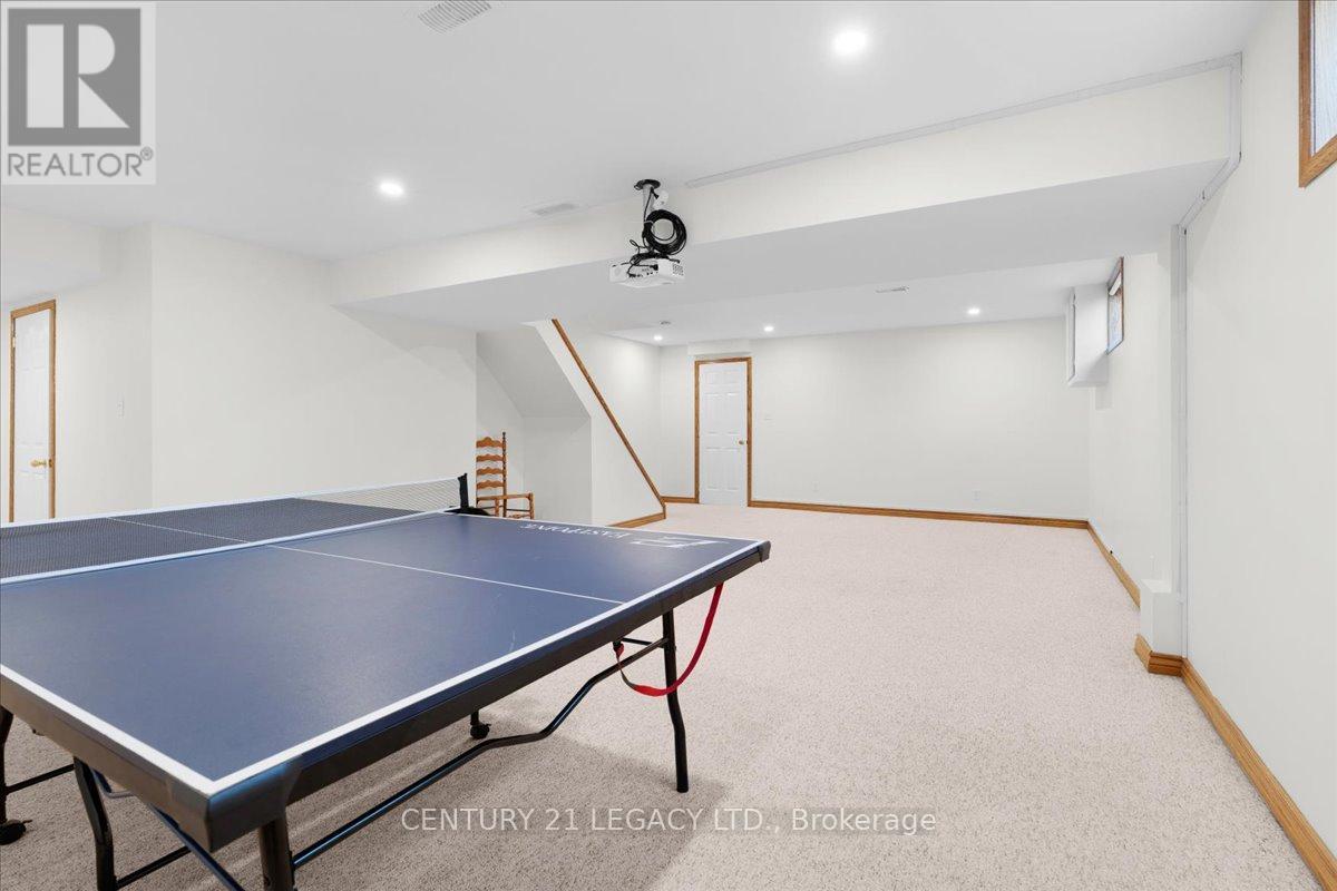 3 Nelson Avenue, Kitchener, Ontario  N2K 1C7 - Photo 26 - X12466211