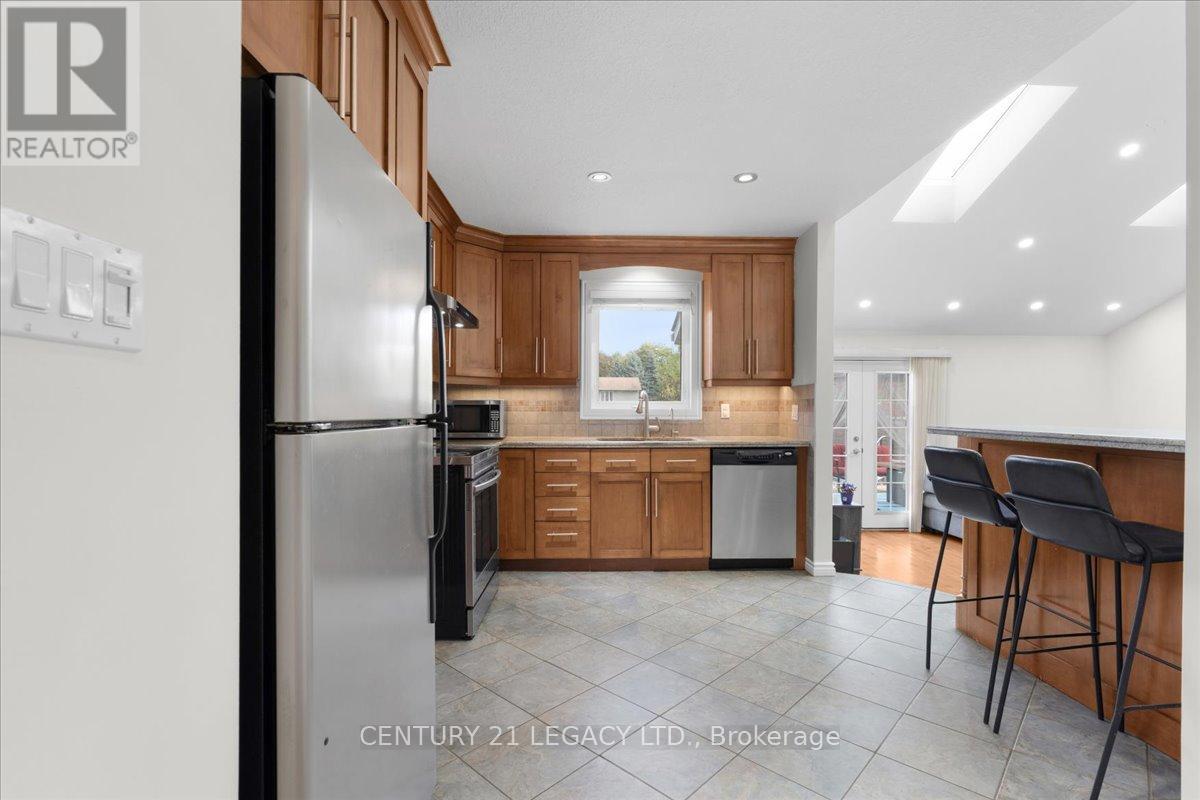 3 Nelson Avenue, Kitchener, Ontario  N2K 1C7 - Photo 8 - X12466211