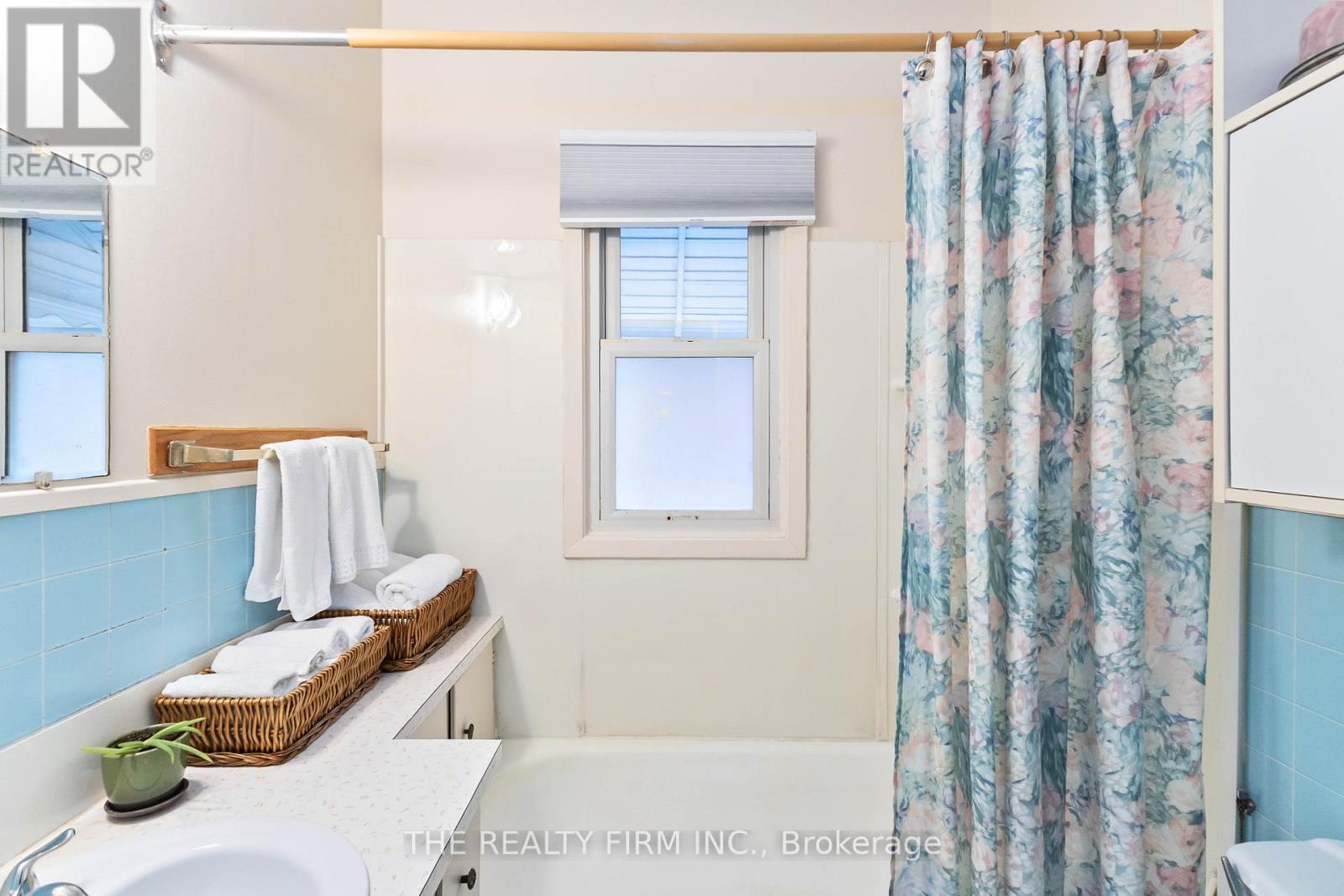 1285 York Street, London East, Ontario  N5W 2V5 - Photo 32 - X12483002