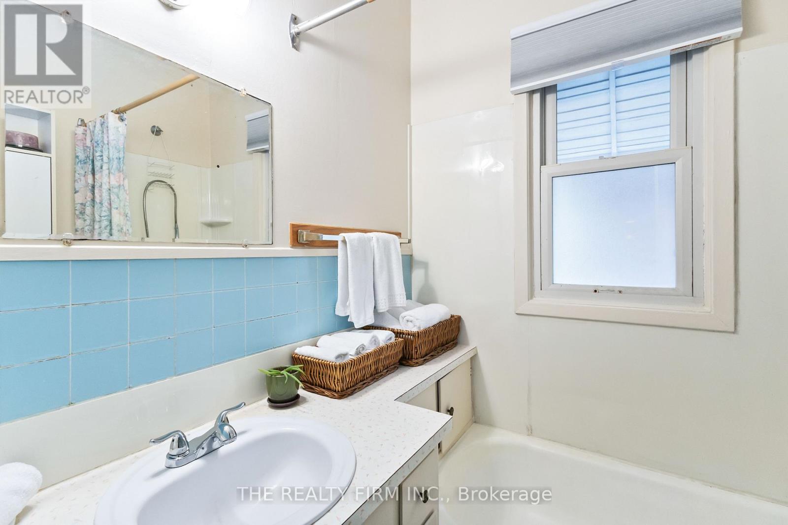 1285 York Street, London East, Ontario  N5W 2V5 - Photo 33 - X12483002