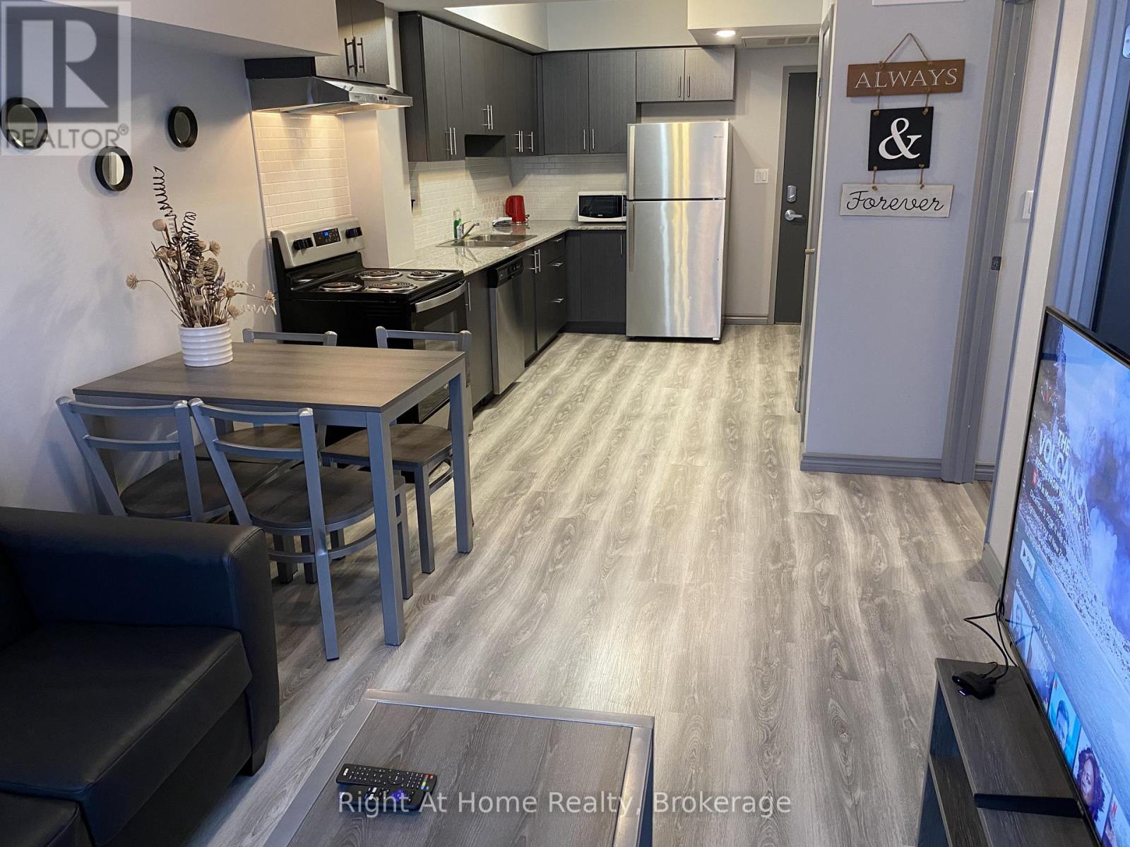 F202 - 275 Larch Street, Waterloo, Ontario  N2L 0J3 - Photo 2 - X12482997