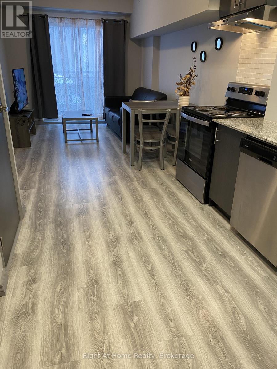 F202 - 275 Larch Street, Waterloo, Ontario  N2L 0J3 - Photo 5 - X12482997