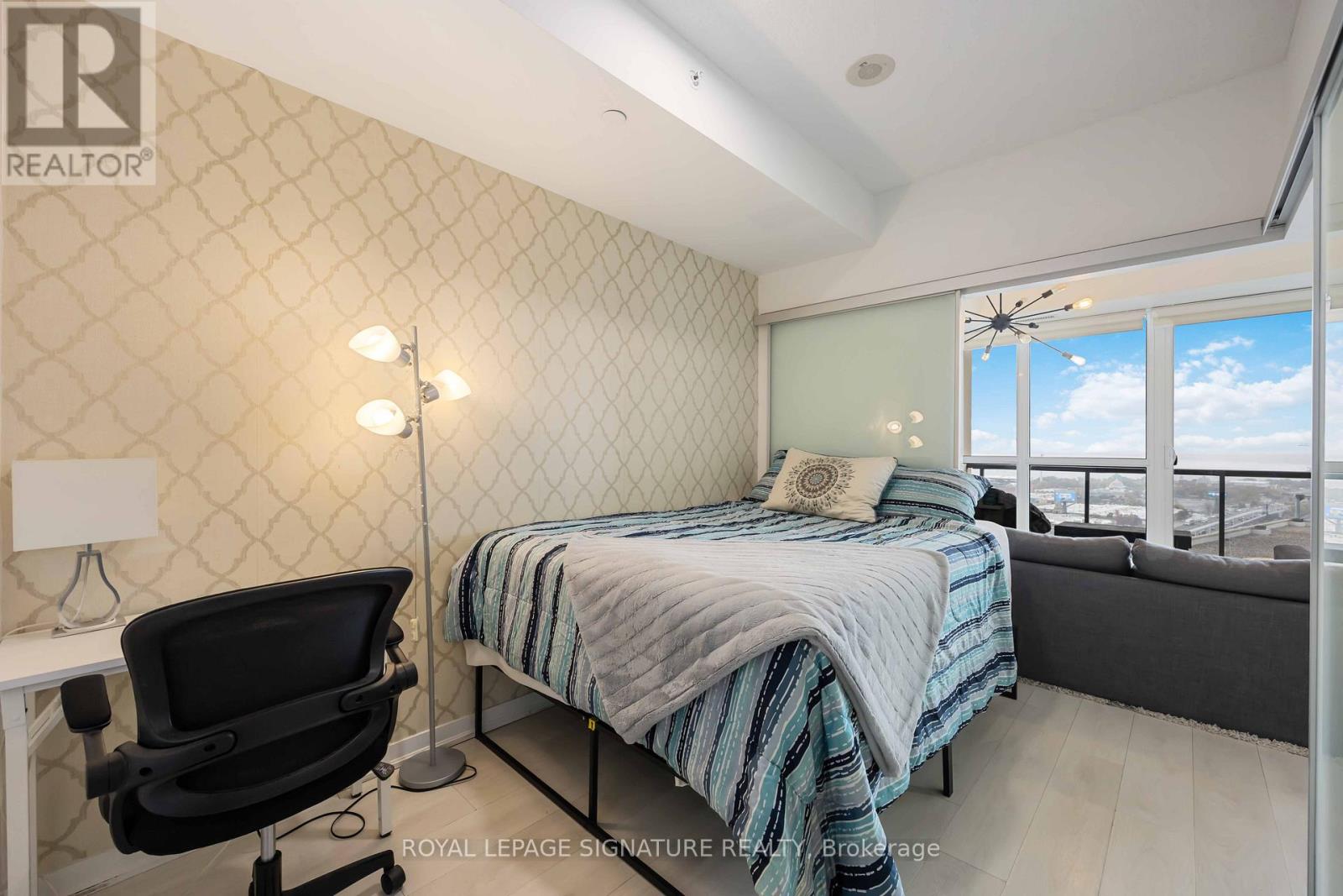 2215 - 51 East Liberty Street, Toronto, Ontario  M6K 3P8 - Photo 13 - C12482993