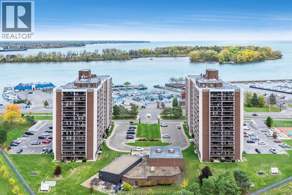 9099 Riverside DRIVE East Unit# E321, windsor, Ontario