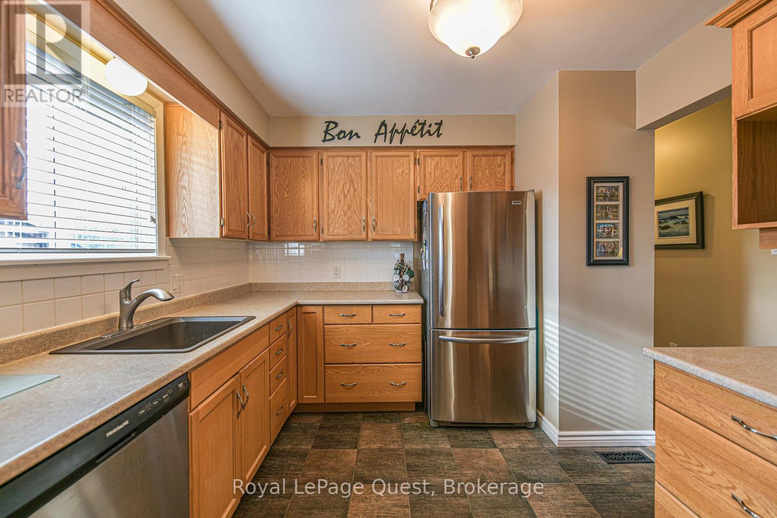 9 Marlisa Drive, Orillia, Ontario  L3V 6Z5 - Photo 12 - S12483006