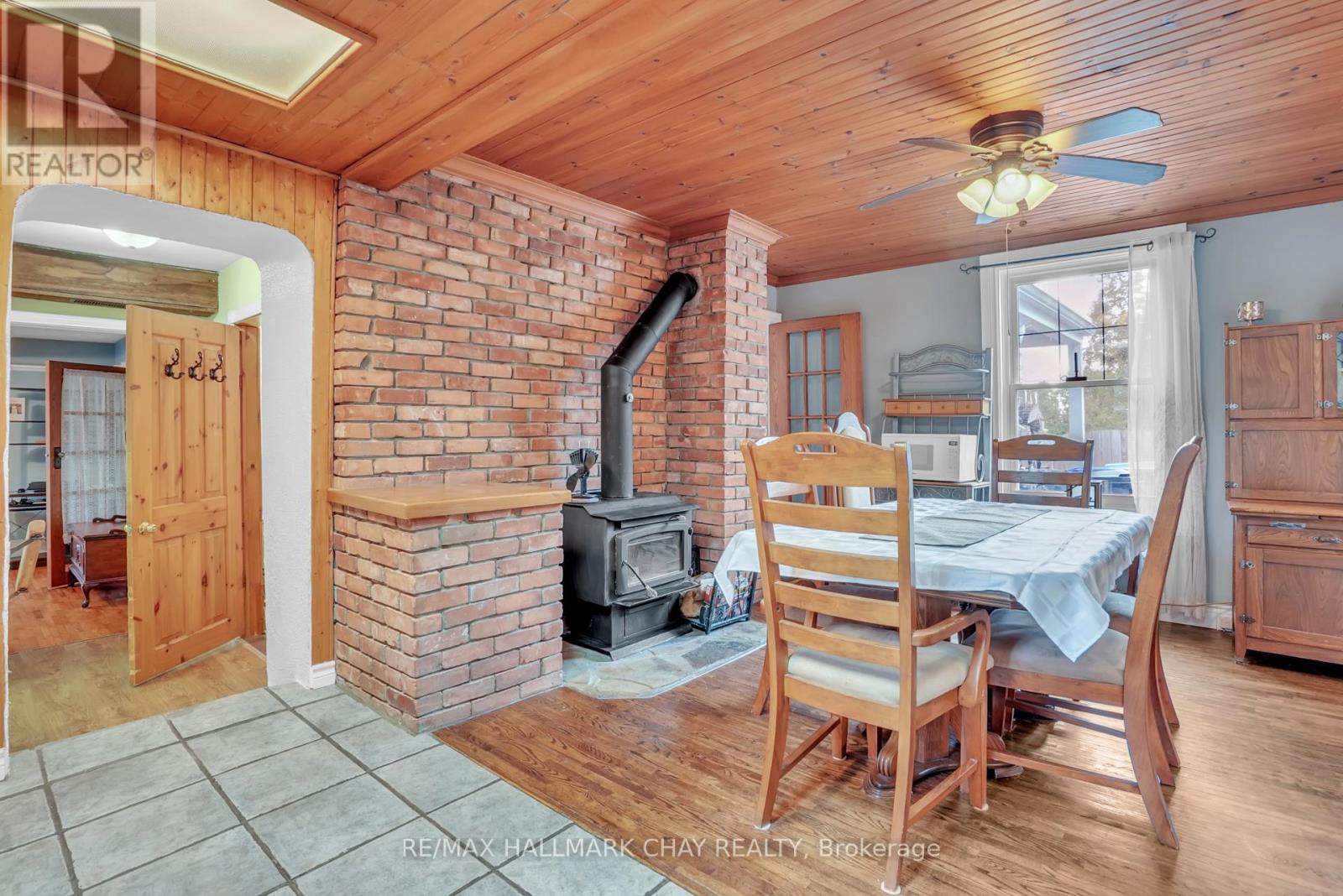 6164 County Rd 13 Road, Adjala-Tosorontio (Everett), Ontario  L0M 1J0 - Photo 12 - N12482984