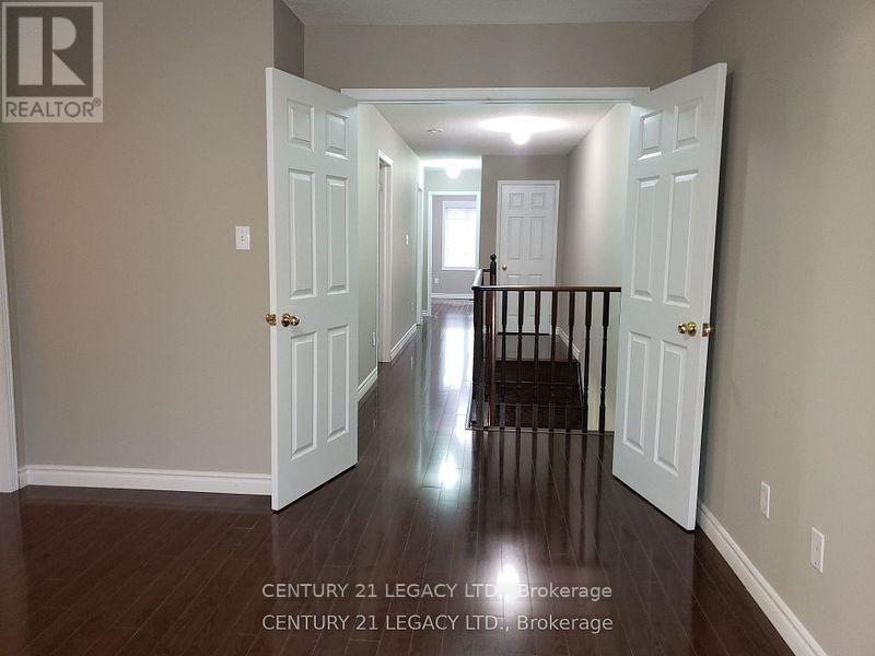 21 Kilrea Way, Brampton, Ontario  L6X 0P9 - Photo 12 - W12482992