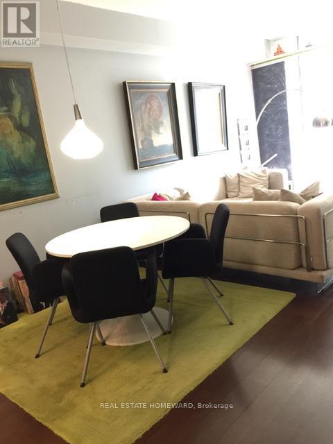 1216 - 111 Elizabeth Street, Toronto, Ontario  M5G 1P7 - Photo 2 - C12483012