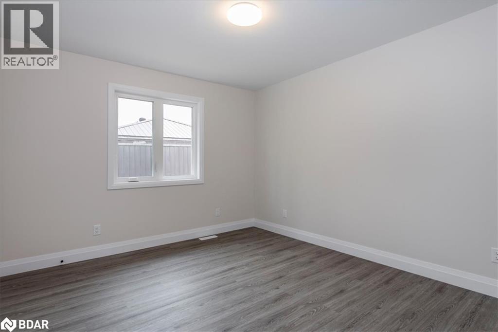 145 Pine Street, Gravenhurst, Ontario  P1P 1B1 - Photo 14 - 40769488