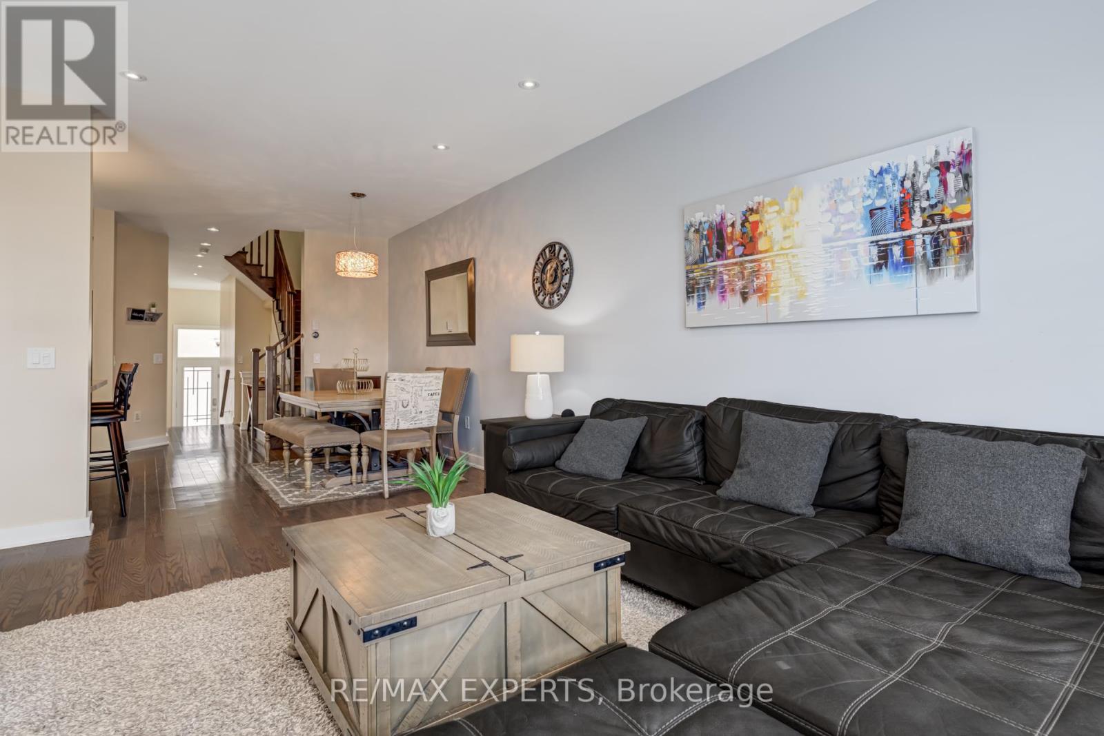 10 Helliwell Crescent, Richmond Hill, Ontario  L4E 5B6 - Photo 11 - N12483005