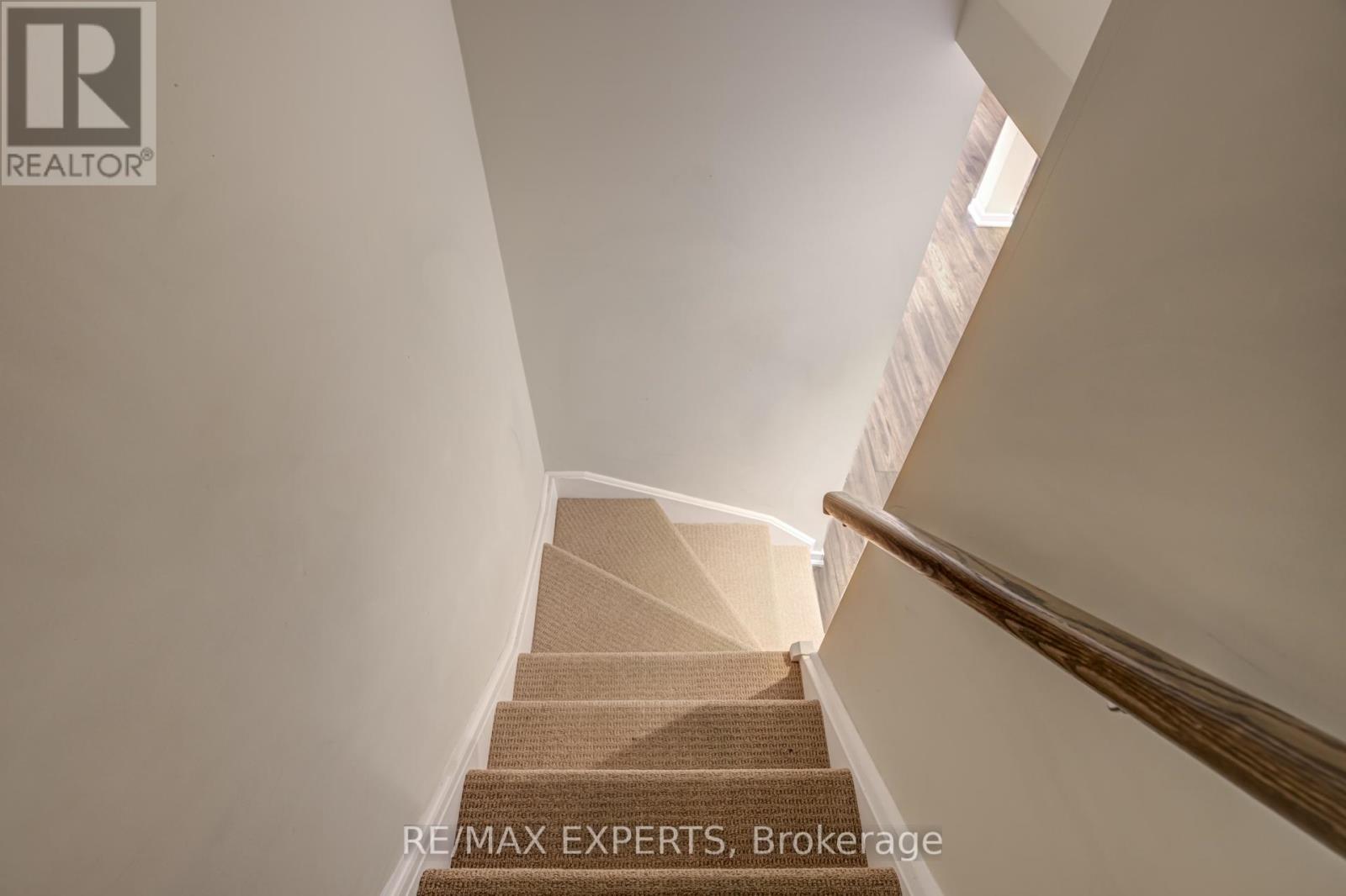 10 Helliwell Crescent, Richmond Hill, Ontario  L4E 5B6 - Photo 28 - N12483005