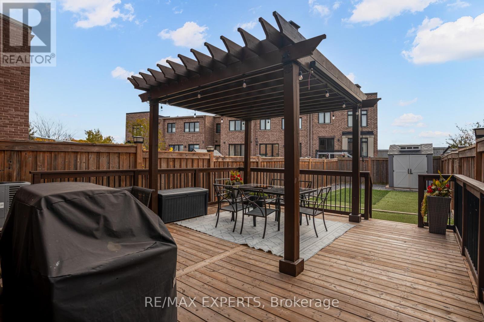 10 Helliwell Crescent, Richmond Hill, Ontario  L4E 5B6 - Photo 32 - N12483005