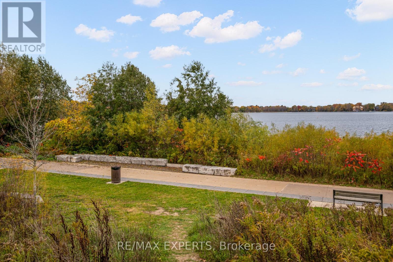 10 Helliwell Crescent, Richmond Hill, Ontario  L4E 5B6 - Photo 42 - N12483005