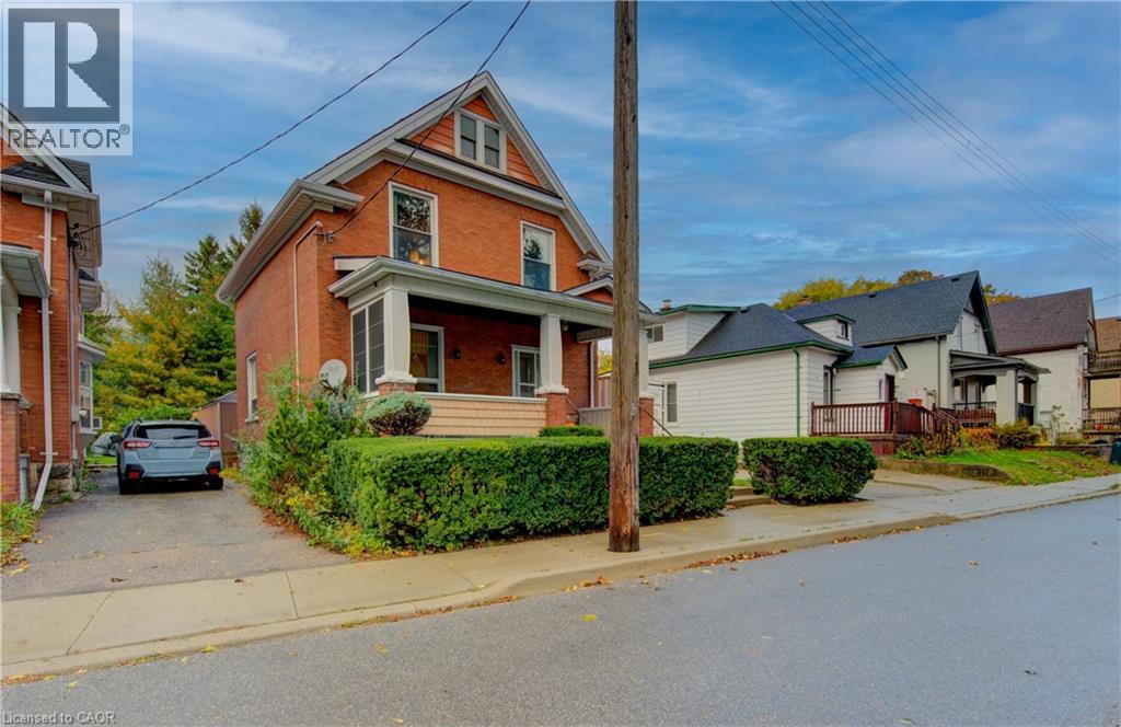 14 Stahl Avenue, Kitchener, Ontario  N2H 5R6 - Photo 2 - 40780700