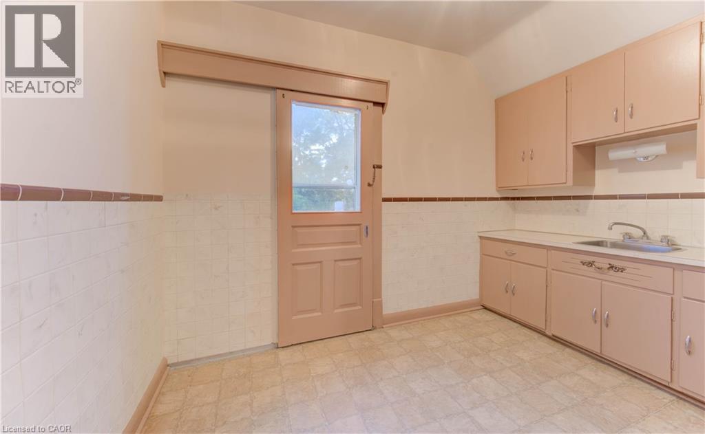 14 Stahl Avenue, Kitchener, Ontario  N2H 5R6 - Photo 33 - 40780700