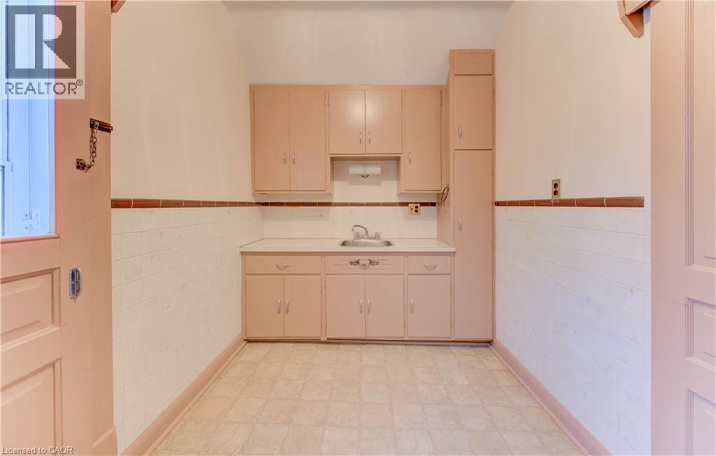 14 Stahl Avenue, Kitchener, Ontario  N2H 5R6 - Photo 34 - 40780700