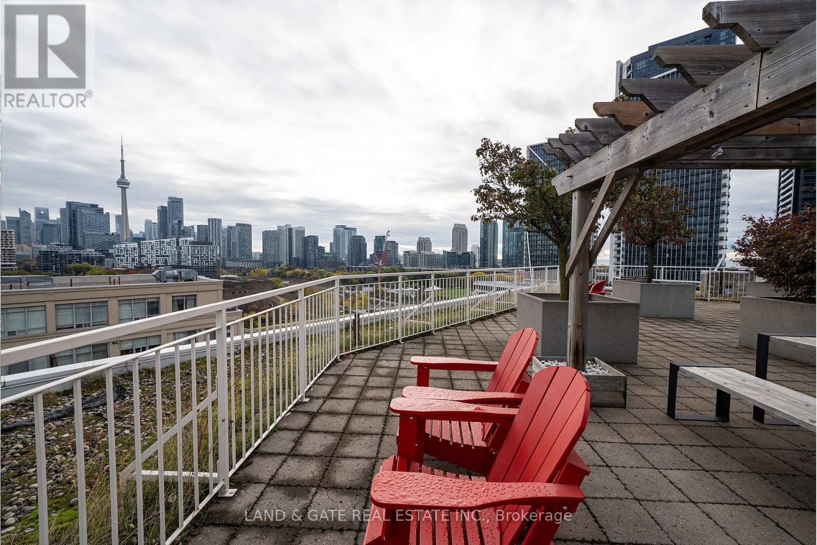 202 - 18 Stafford Street, Toronto, Ontario  M5V 3W4 - Photo 18 - C12483026