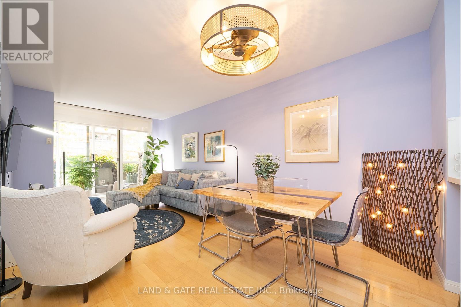 202 - 18 Stafford Street, Toronto, Ontario  M5V 3W4 - Photo 6 - C12483026