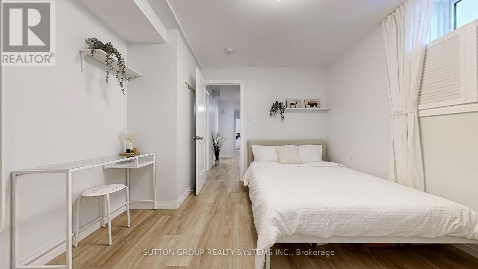 19 Montcalm Avenue, Toronto, Ontario  M6E 4N5 - Photo 35 - W12483000