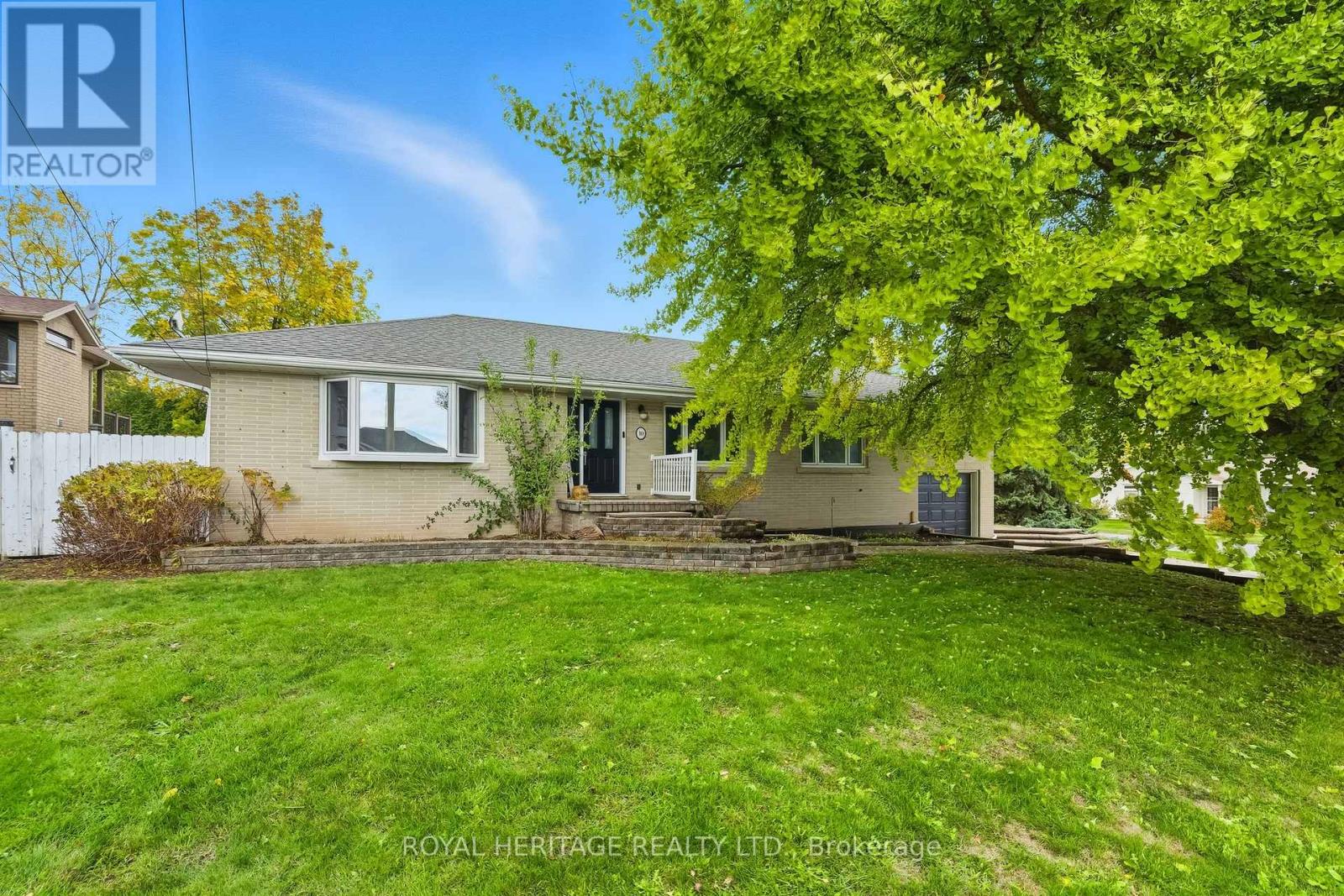 10 DORMAN STREET, Brighton, Ontario