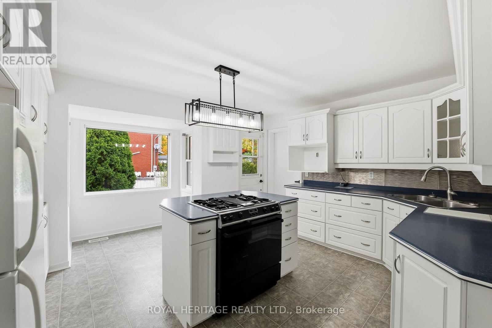 10 Dorman Street, Brighton, Ontario  K0K 1H0 - Photo 13 - X12483034