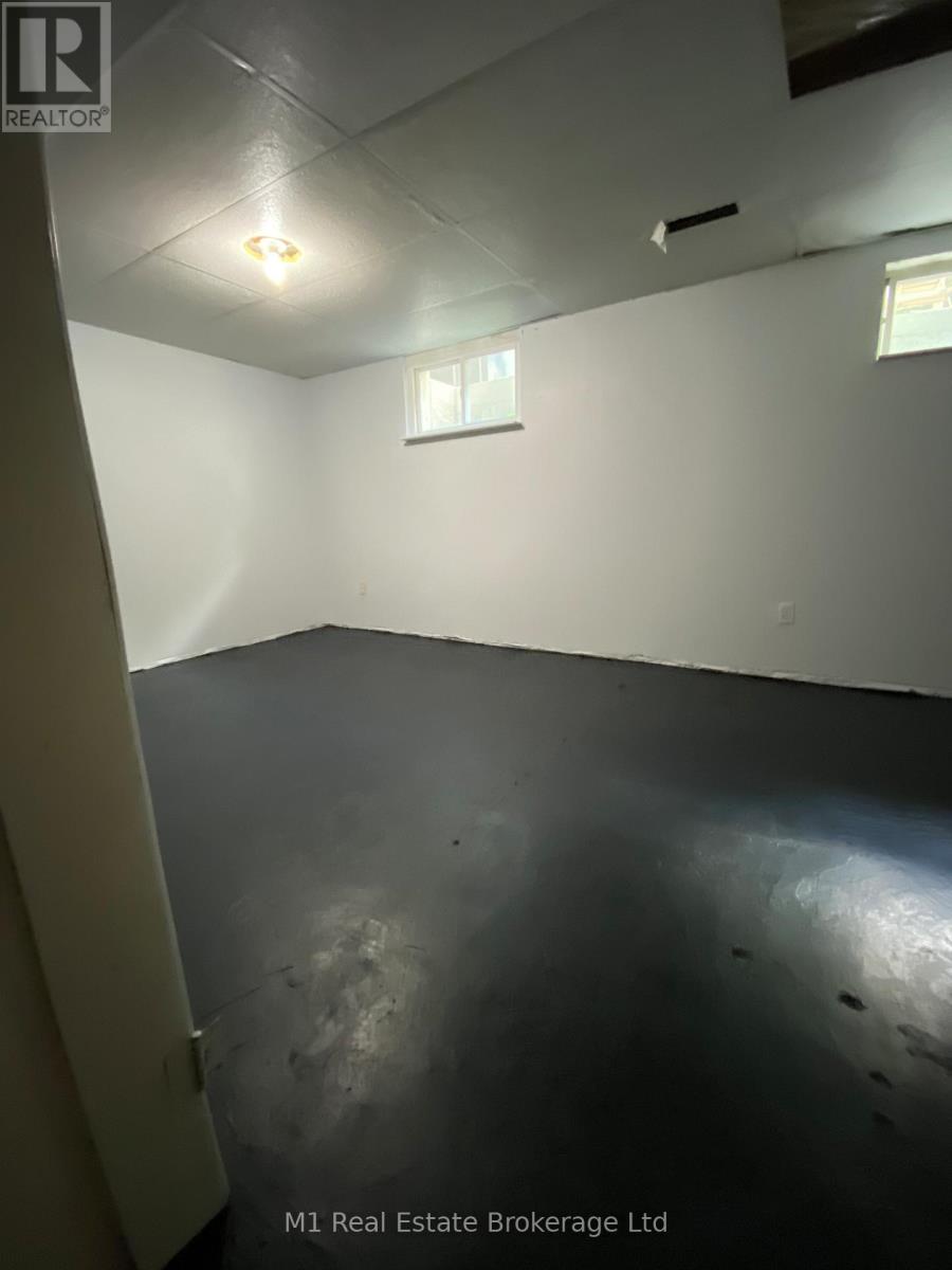 50 Toronto Street, Guelph, Ontario  N1E 3E2 - Photo 25 - X12483037
