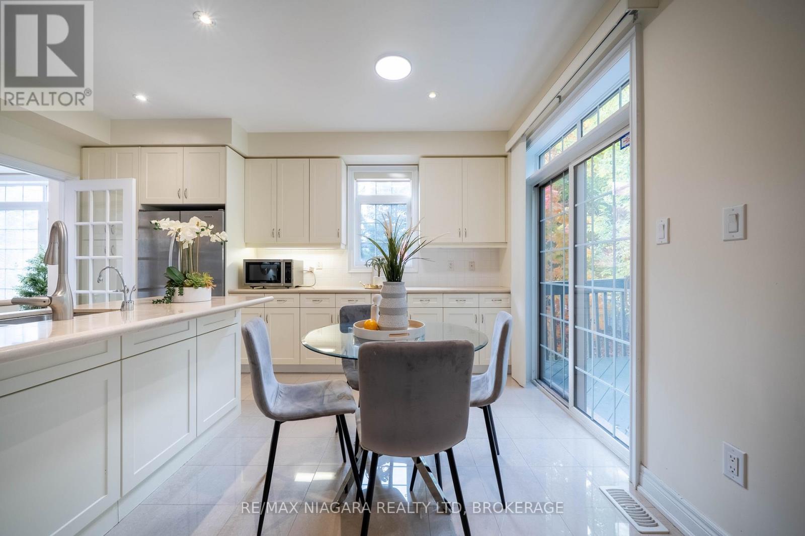 88 Bloorview Place, Toronto, Ontario  M2J 0B2 - Photo 23 - C12483023