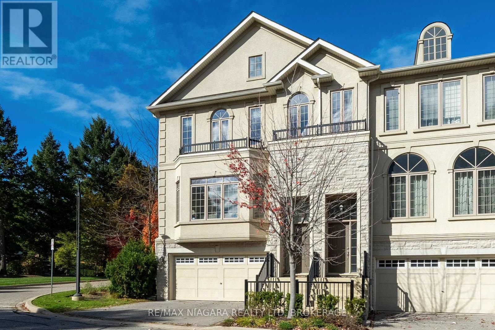 88 Bloorview Place, Toronto, Ontario  M2J 0B2 - Photo 3 - C12483023