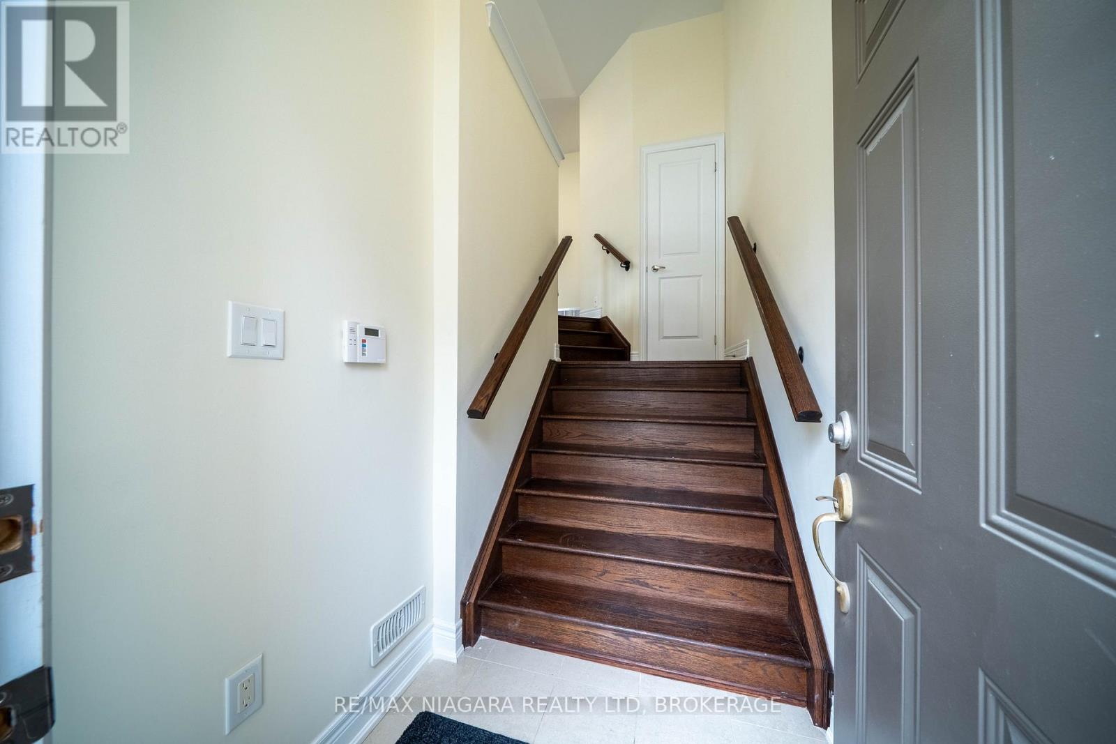 88 Bloorview Place, Toronto, Ontario  M2J 0B2 - Photo 6 - C12483023