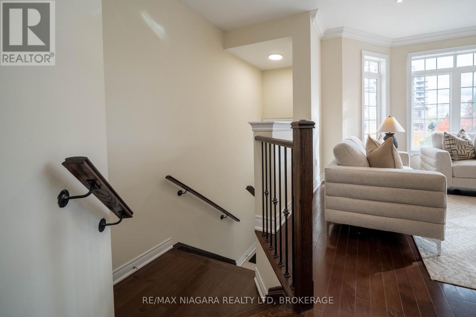 88 Bloorview Place, Toronto, Ontario  M2J 0B2 - Photo 7 - C12483023