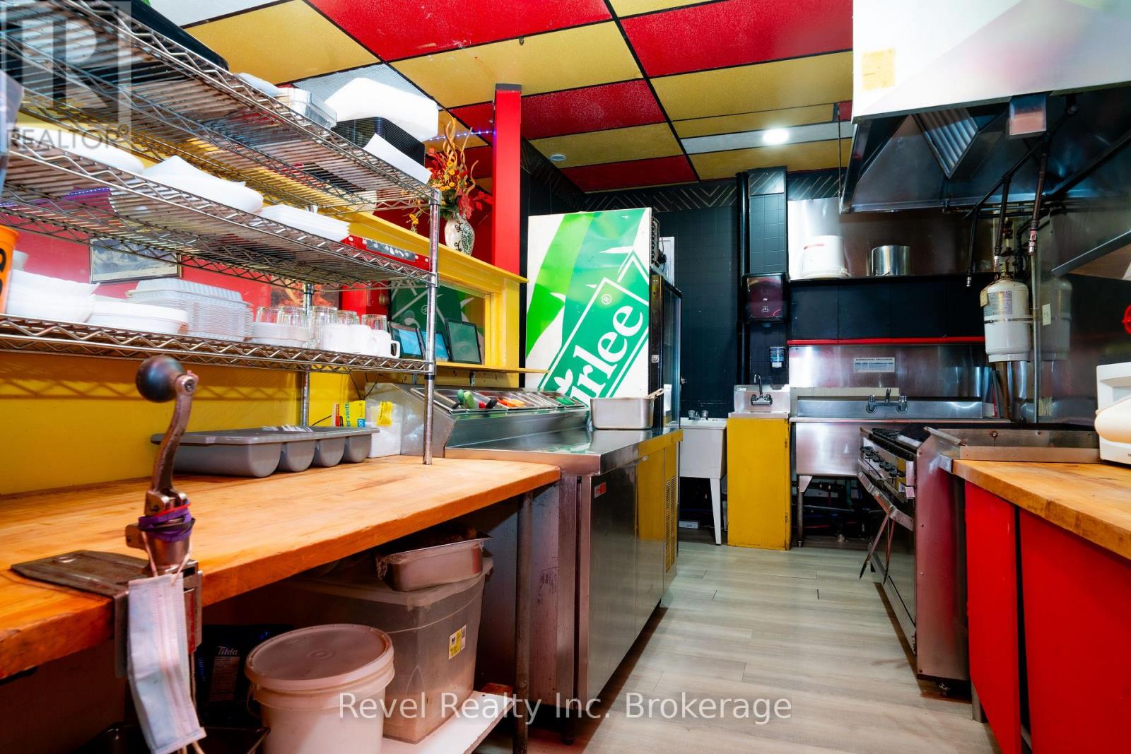 407 Ferguson Street, North Bay, Ontario  P1B 1X3 - Photo 13 - X12483040