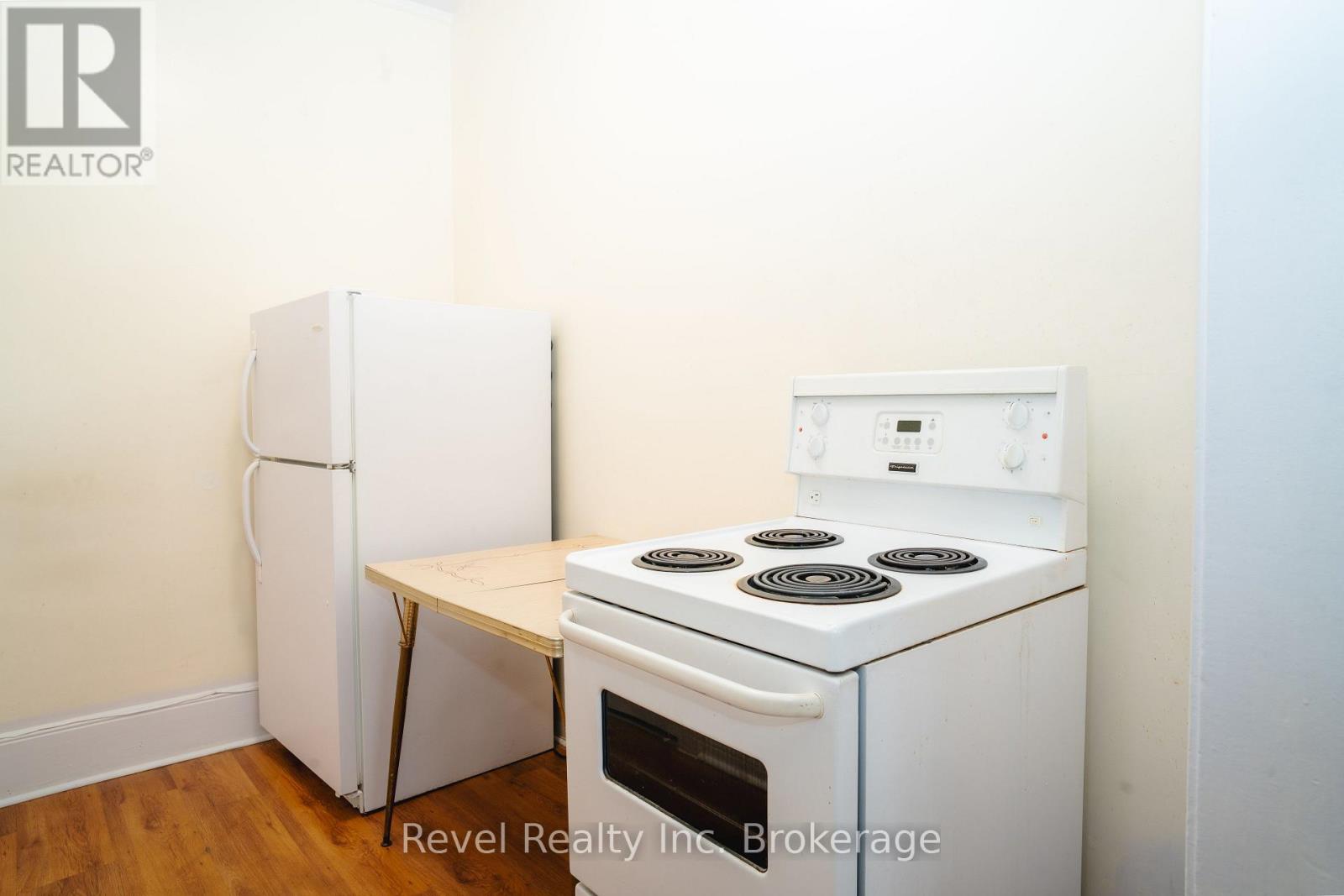 407 Ferguson Street, North Bay, Ontario  P1B 1X3 - Photo 25 - X12483040