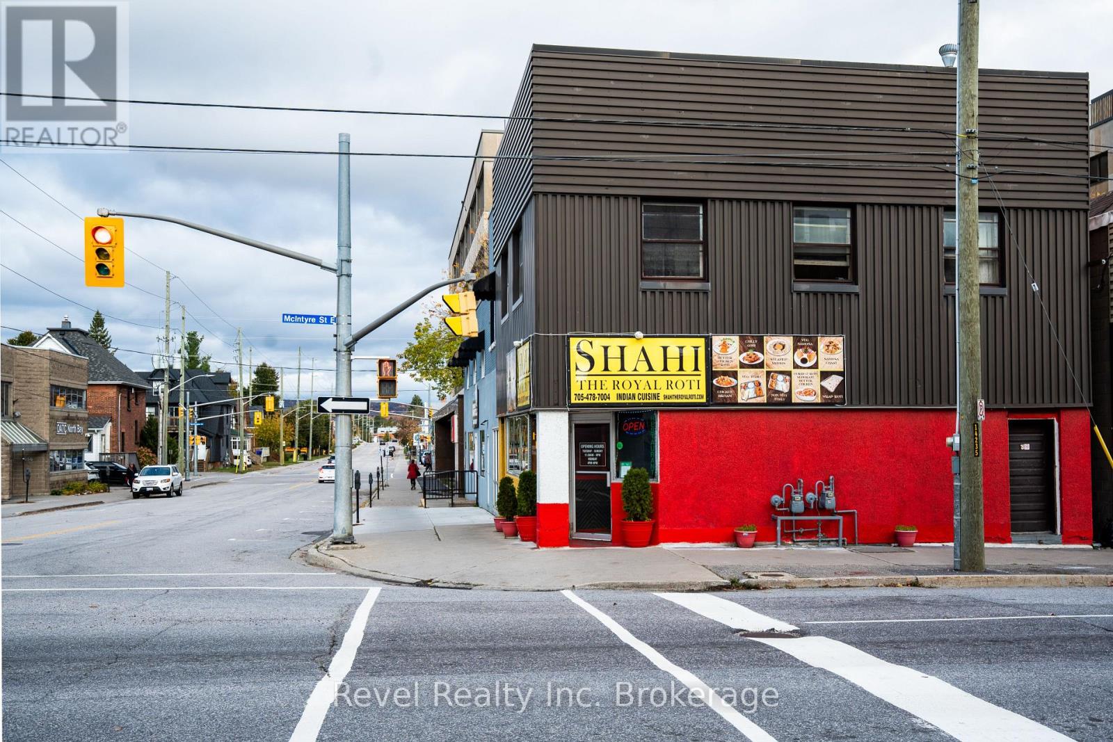 407 Ferguson Street, North Bay, Ontario  P1B 1X3 - Photo 3 - X12483040