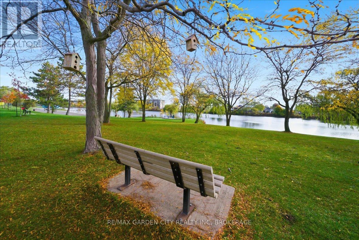 1402 - 330 Prince Charles Drive, Welland, Ontario  L3C 7B3 - Photo 2 - X12483027