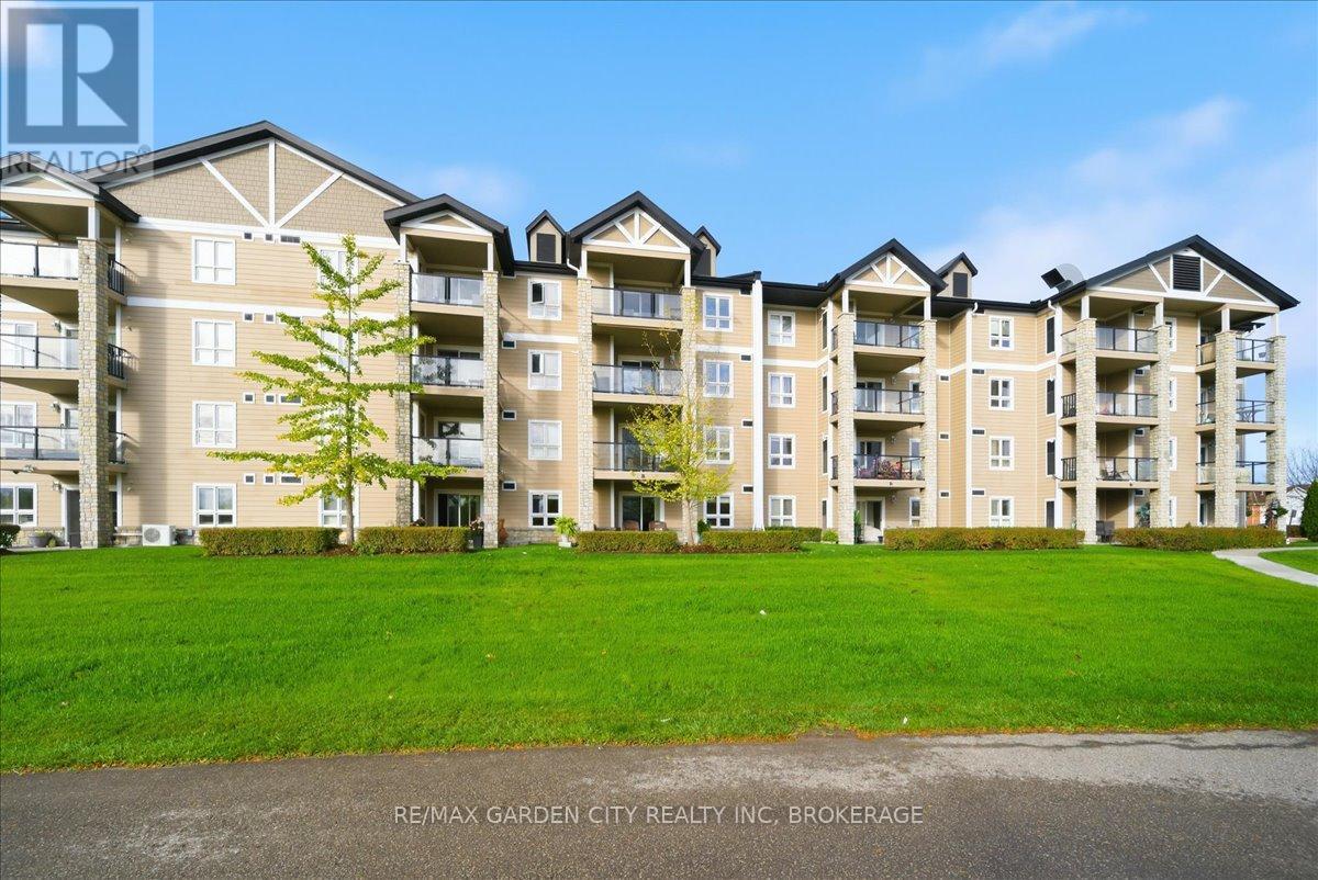 1402 - 330 Prince Charles Drive, Welland, Ontario  L3C 7B3 - Photo 5 - X12483027