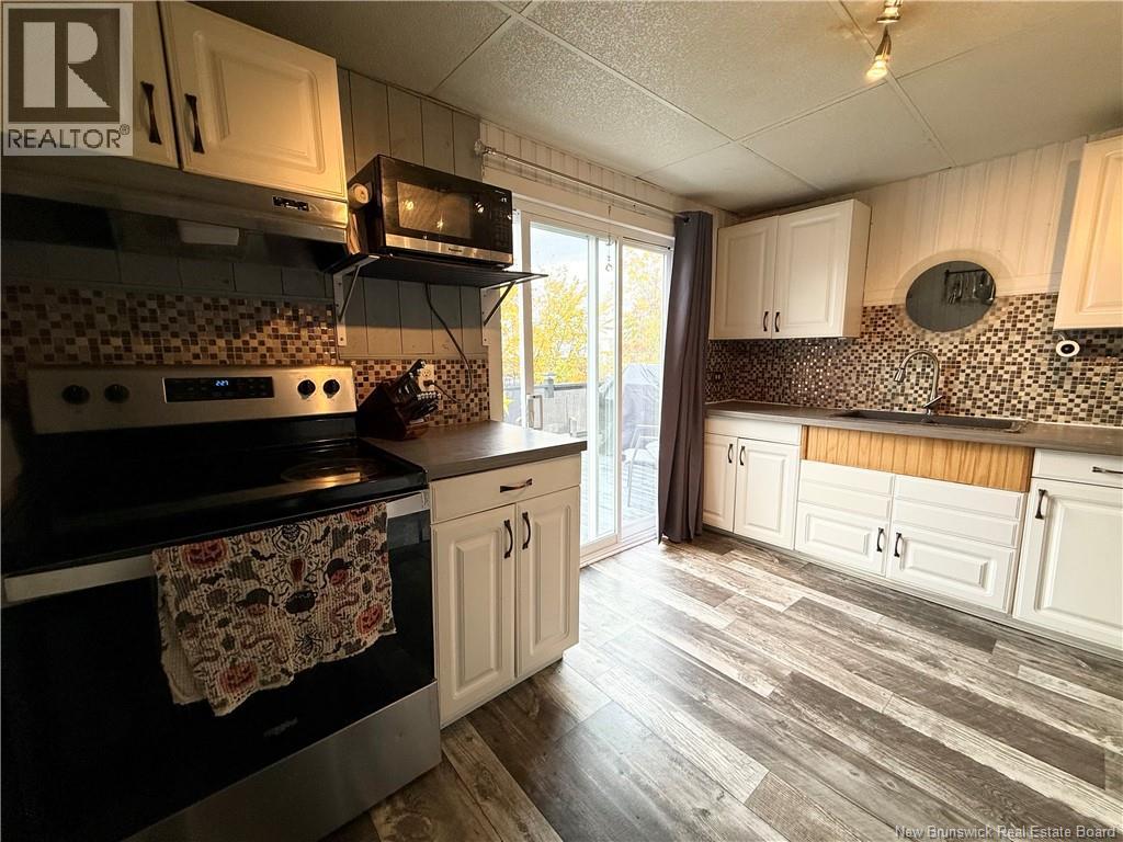1675 Water Street, Miramichi, New Brunswick  E1N 3X4 - Photo 10 - NB129142