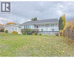 349 Hennessy, bathurst, New Brunswick