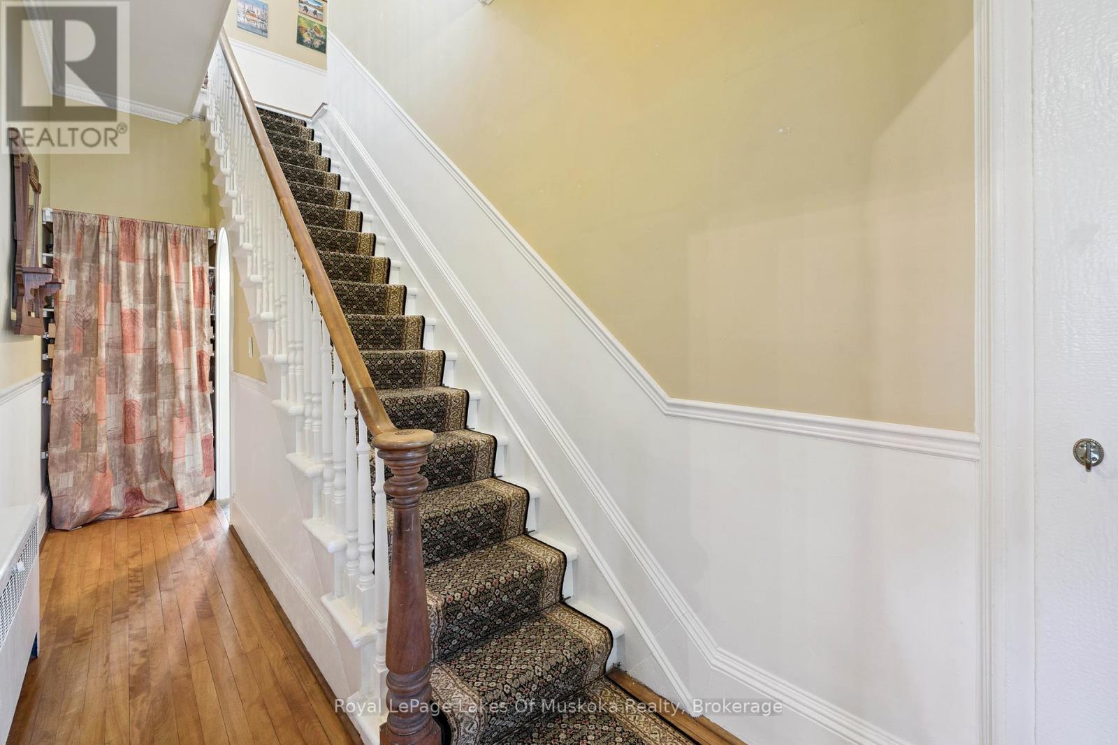 86 Quebec Street, Bracebridge (Macaulay), Ontario  P1L 2A4 - Photo 22 - X12444331