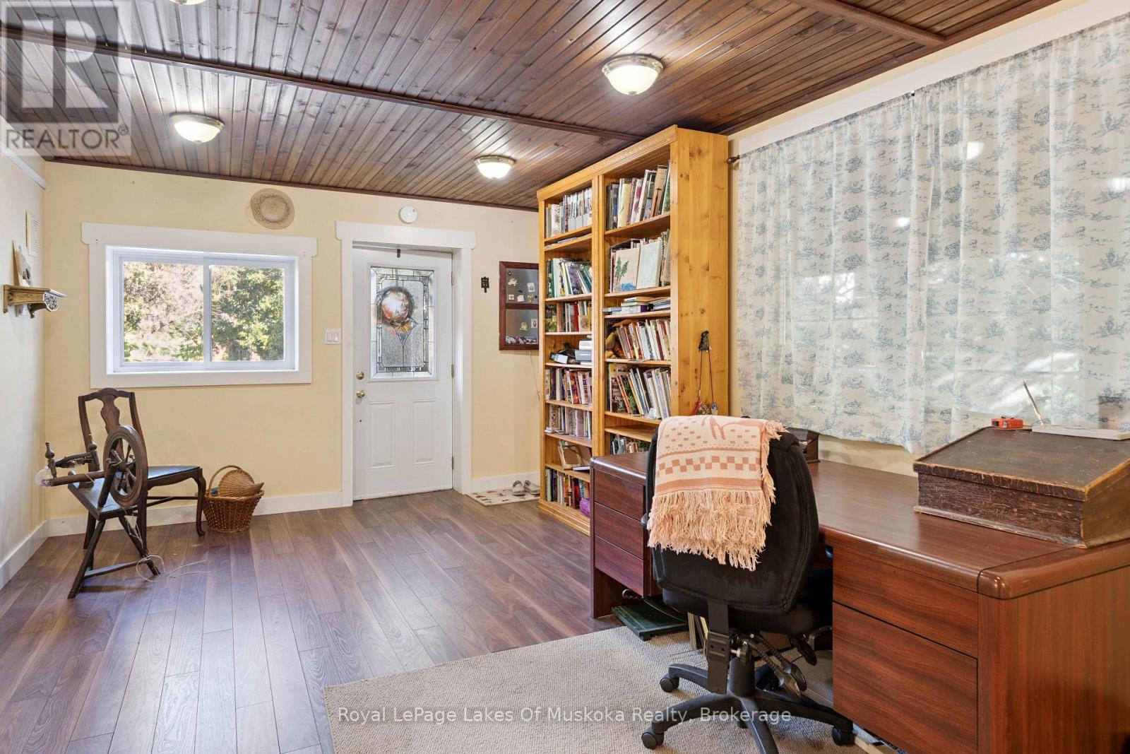 86 Quebec Street, Bracebridge (Macaulay), Ontario  P1L 2A4 - Photo 38 - X12444331