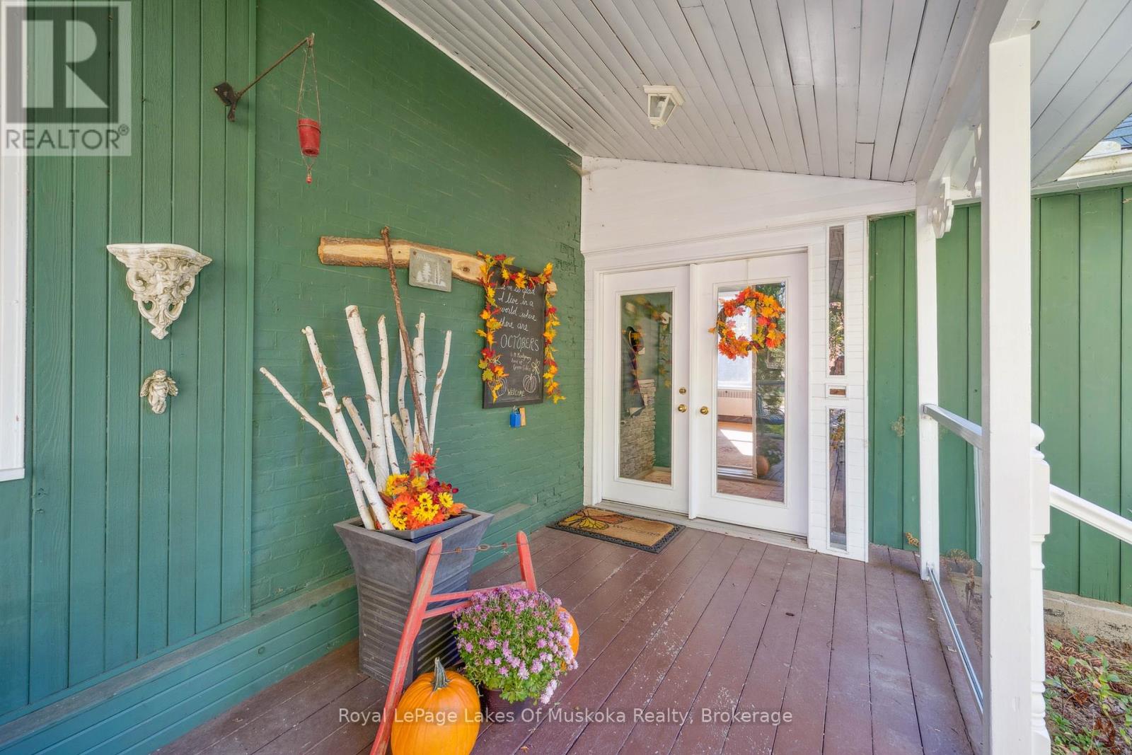 86 Quebec Street, Bracebridge (Macaulay), Ontario  P1L 2A4 - Photo 8 - X12444331