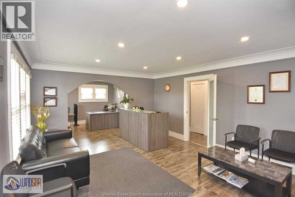 4590 Walker, Windsor, Ontario  N8W 5V6 - Photo 14 - 25027196