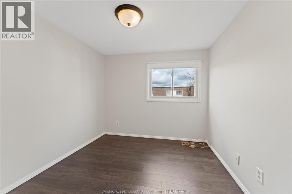 5442 Lassaline, Windsor, Ontario  N8T 1A8 - Photo 13 - 25027192